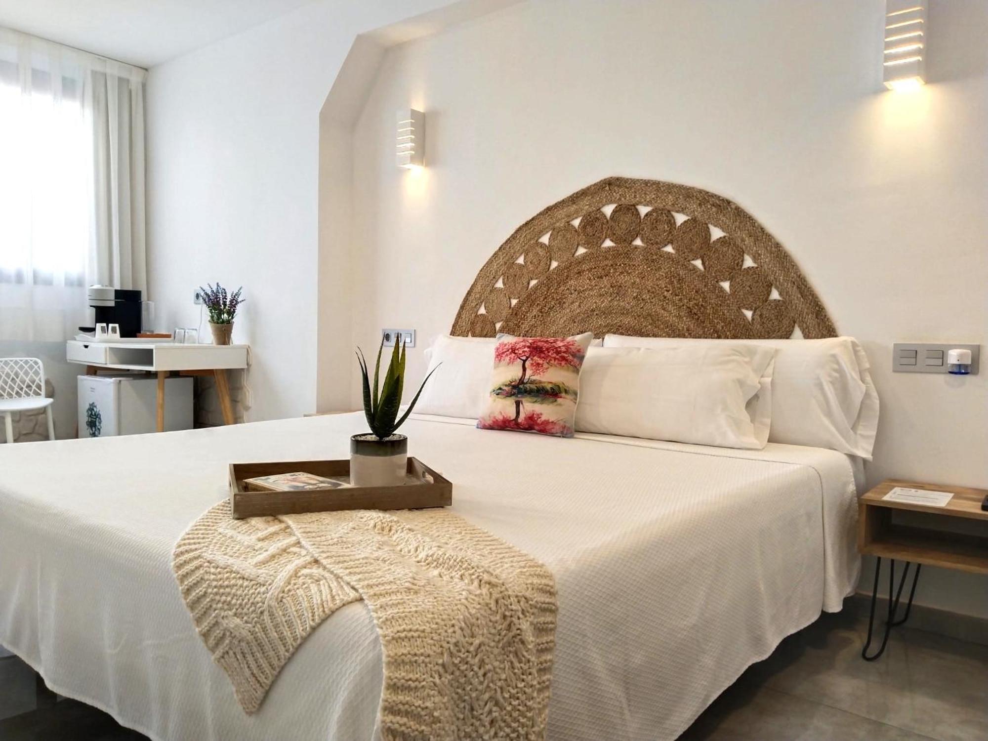 Hostal Aires Del Mar Карбонерас Экстерьер фото